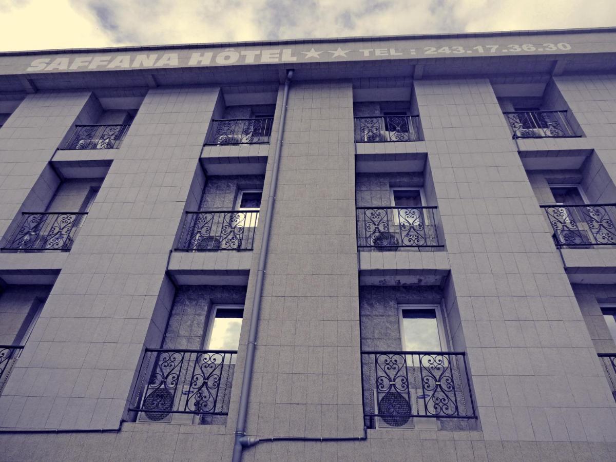 Hotel Saffana ドゥアラ エクステリア 写真